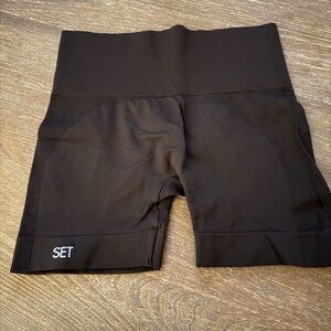 SET Active High-Rise Bike Shorts